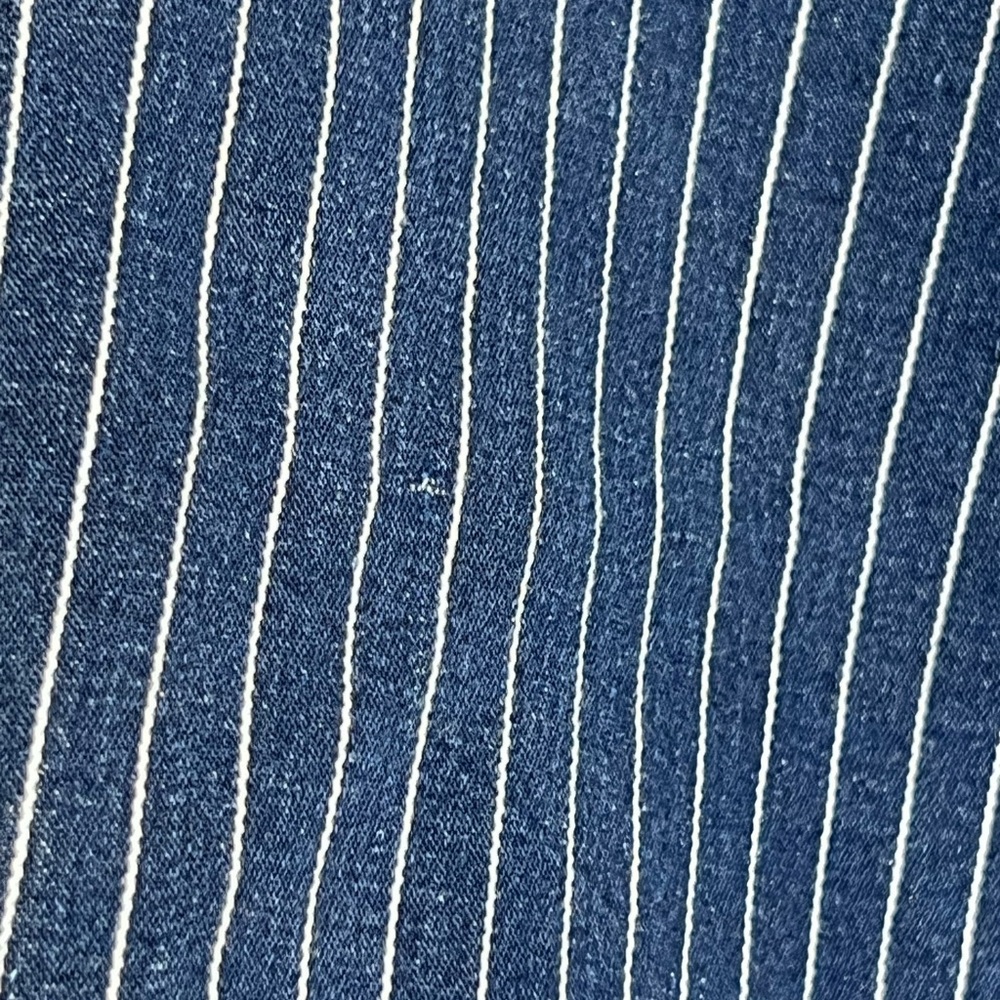 FADED GLORY BLUE AND WHITE NAUTICAL PINSTRIPES DENIM SHORTS SIZE 14 - Picture 11 of 11